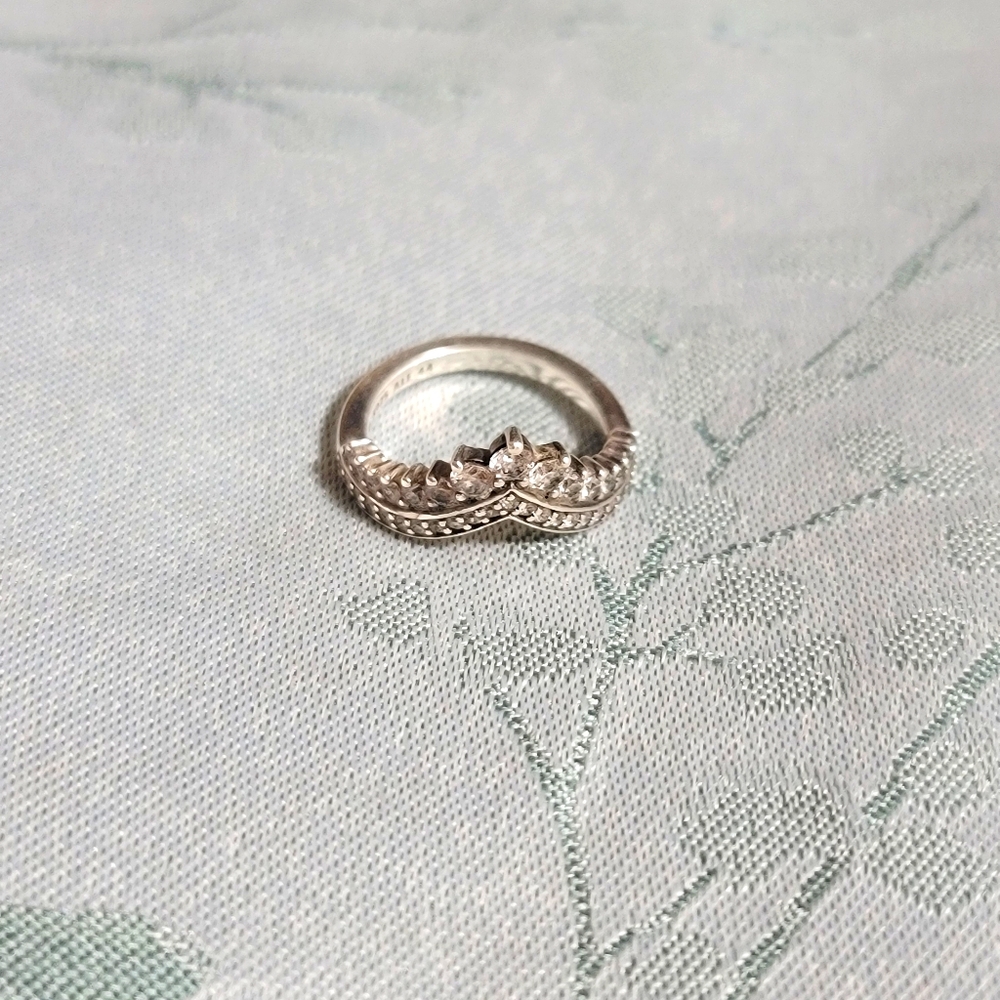 Pandora Princess Wishbone Ring